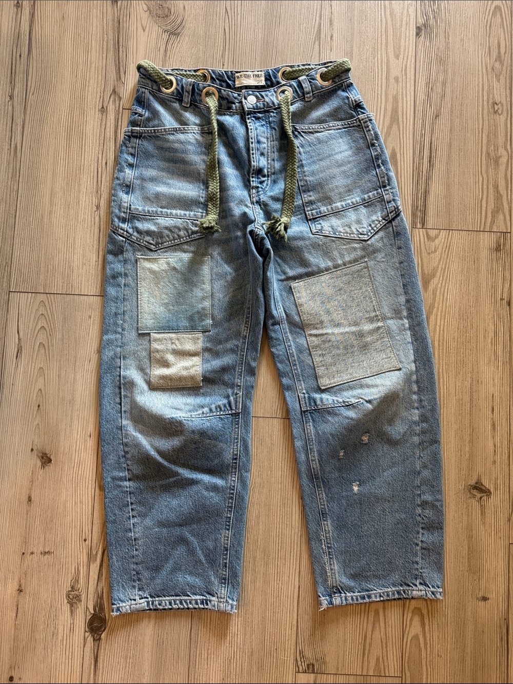 Moxie Barrel Jeans